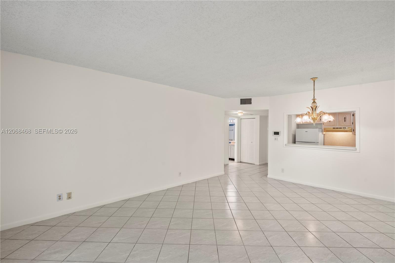 5620 Sw 3rd Place 103 Property Photo 11