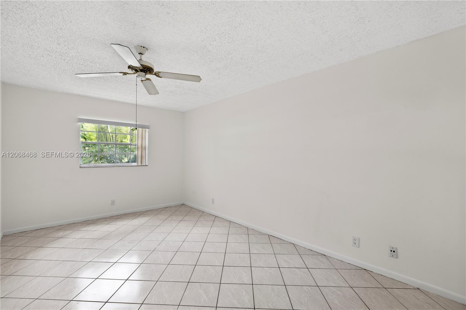 5620 Sw 3rd Place 103 Property Photo 12