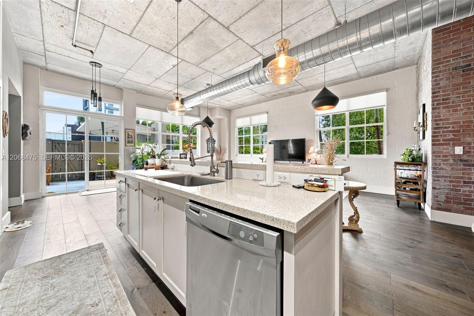 410 Nw 1st Avenue 202 Property Photo 30