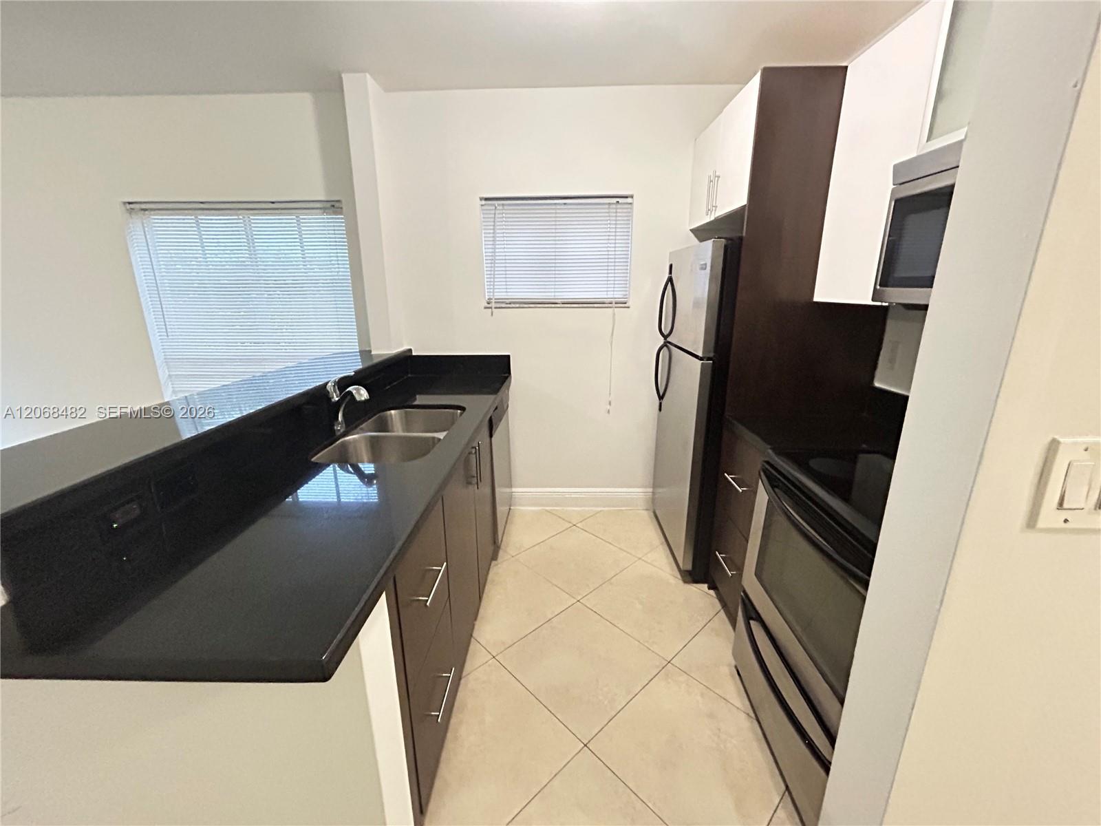 1034 Lenox Avenue 10 Property Photo 1