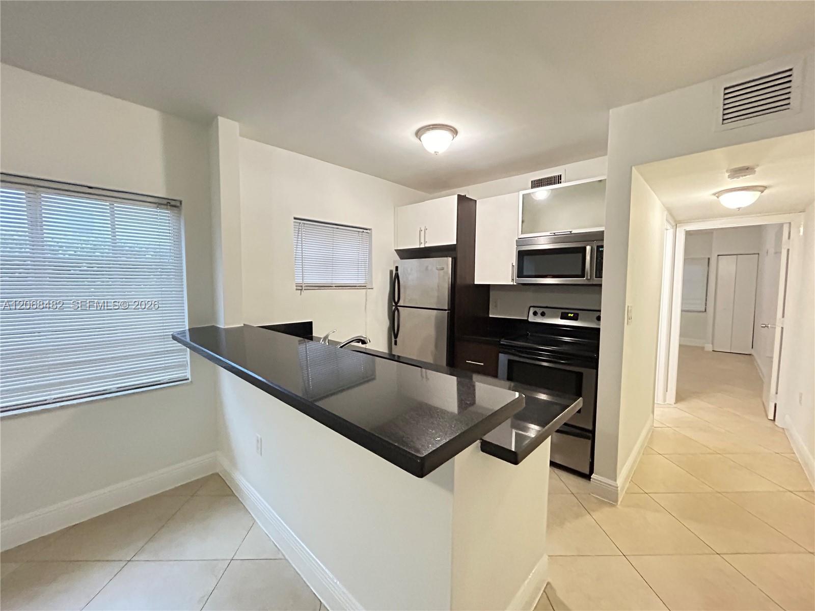 1034 Lenox Avenue 10 Property Photo 2