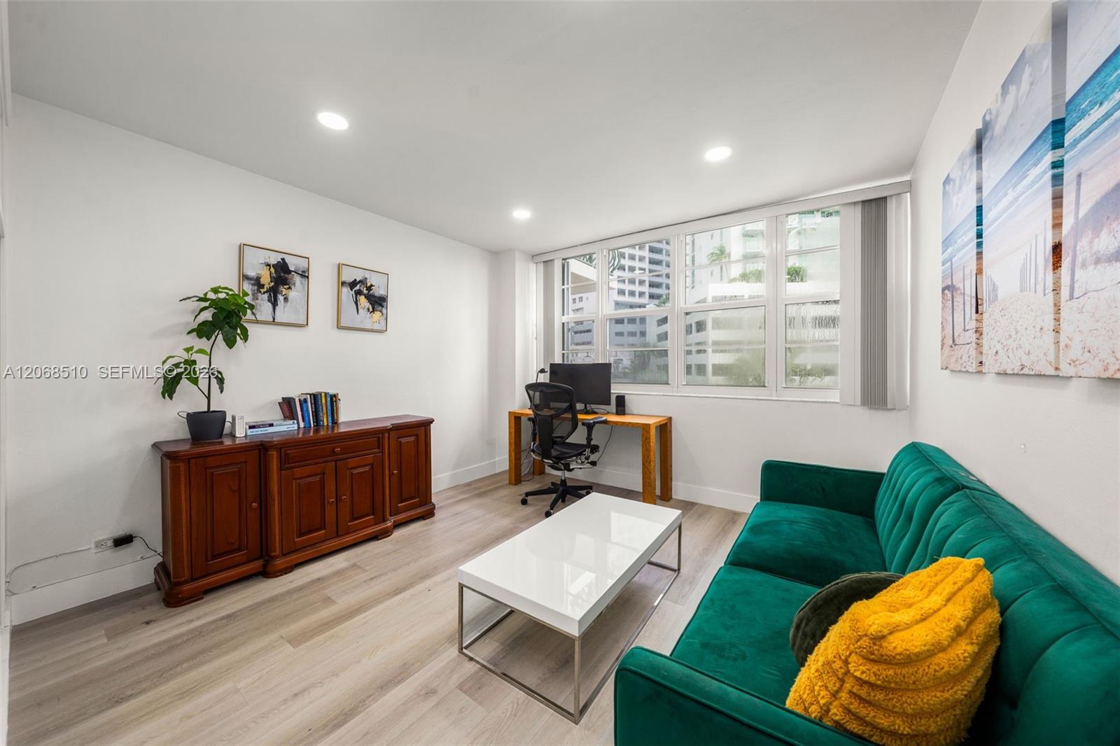 1408 Brickell Bay Drive 518 Property Photo 14