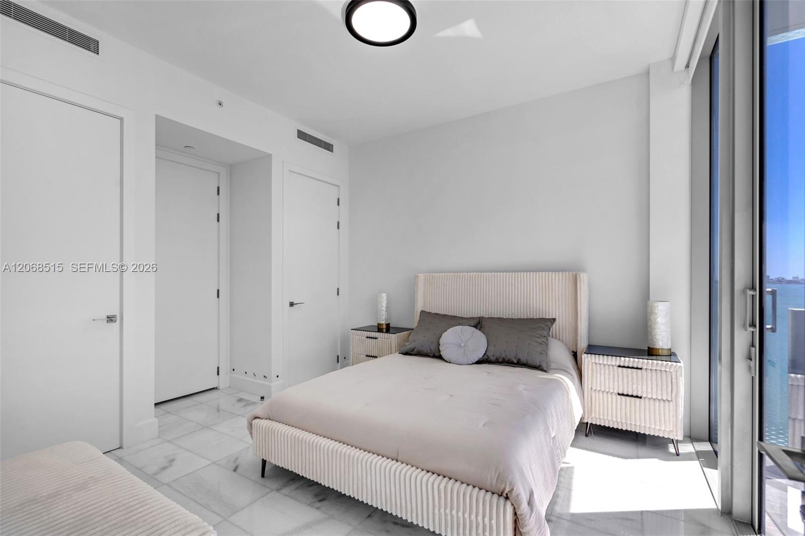 A12068515 Property Photo 12