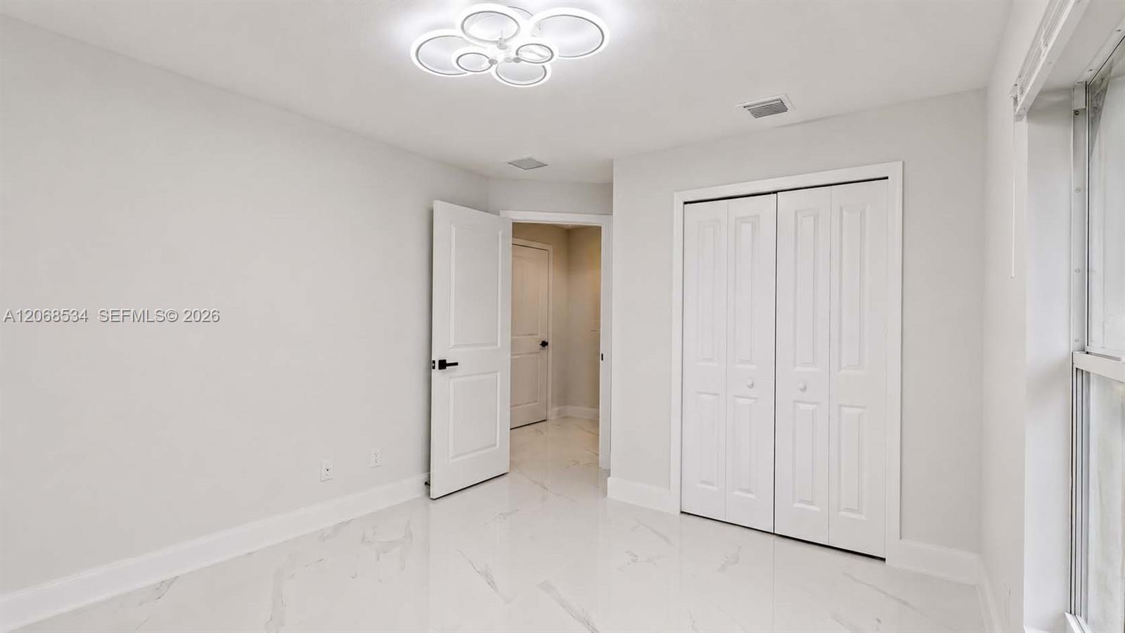 729 Anaconda Avenue S Property Photo 21