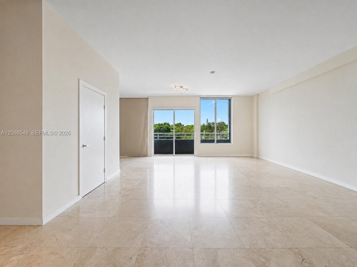 3250 Grand Avenue 406 Property Photo 11