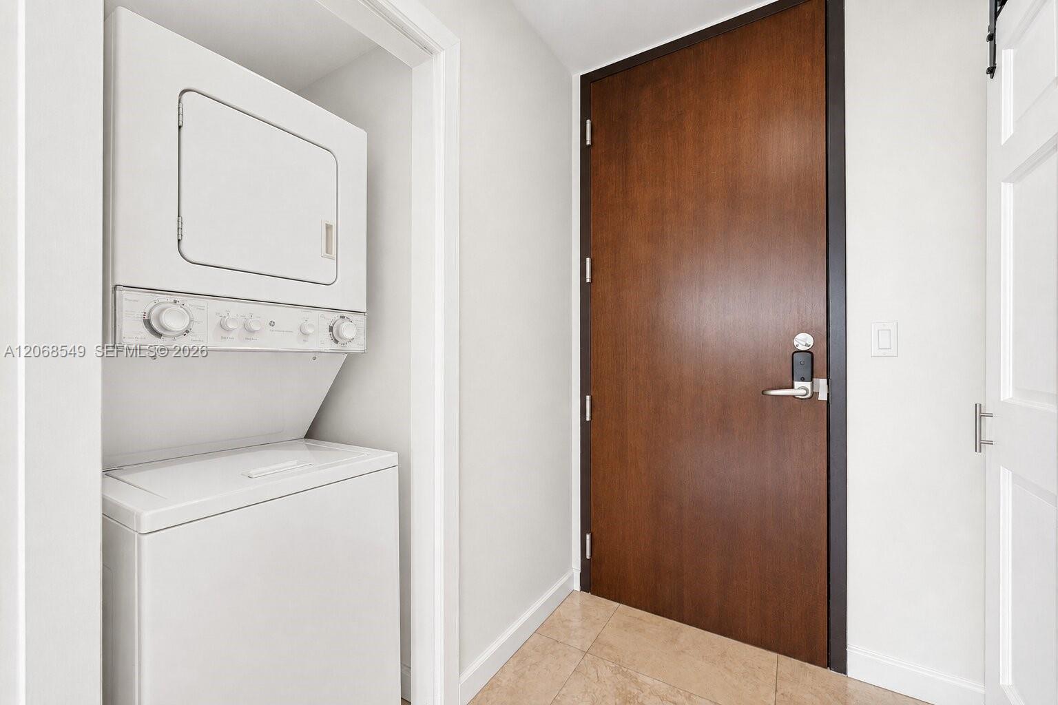 3250 Grand Avenue 406 Property Photo 18