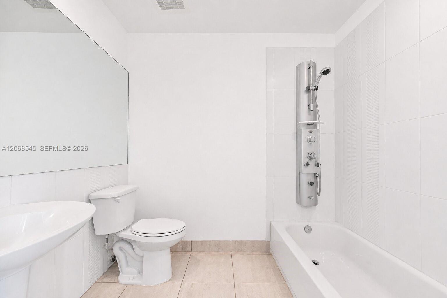 3250 Grand Avenue 406 Property Photo 19