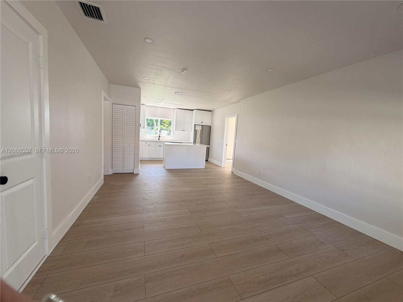 2830 Sw 63rd Avenue Property Photo 3