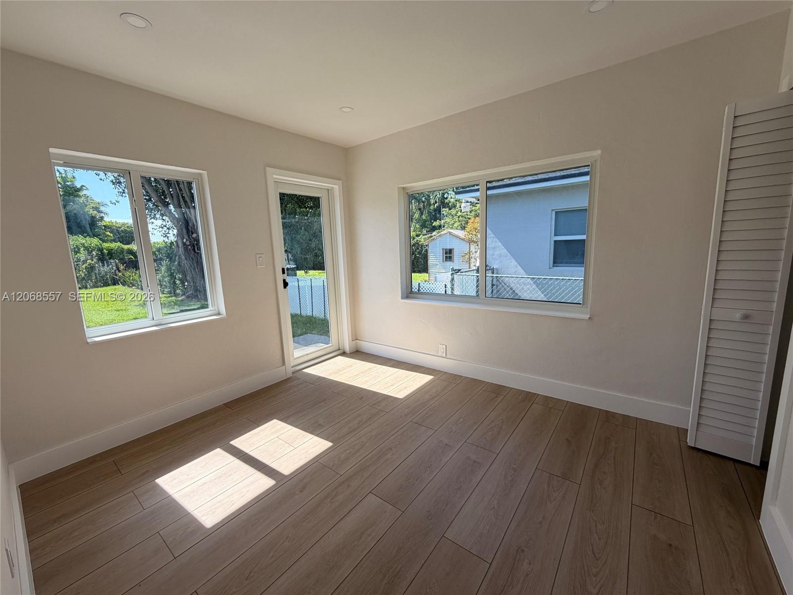 2830 Sw 63rd Avenue Property Photo 14