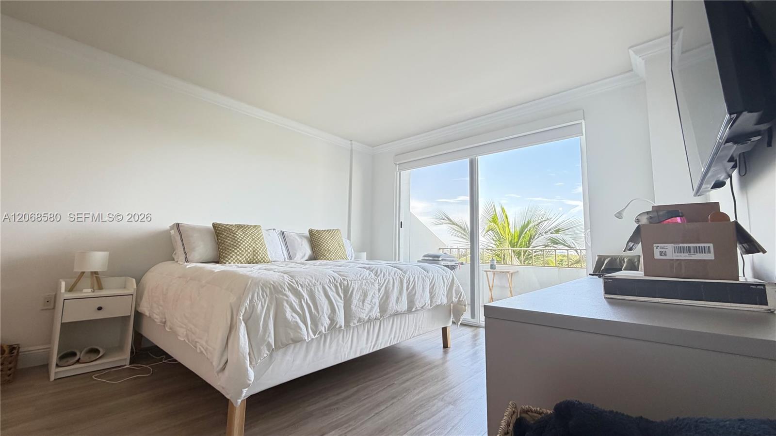155 Ocean Lane Drive 702 Property Photo 11