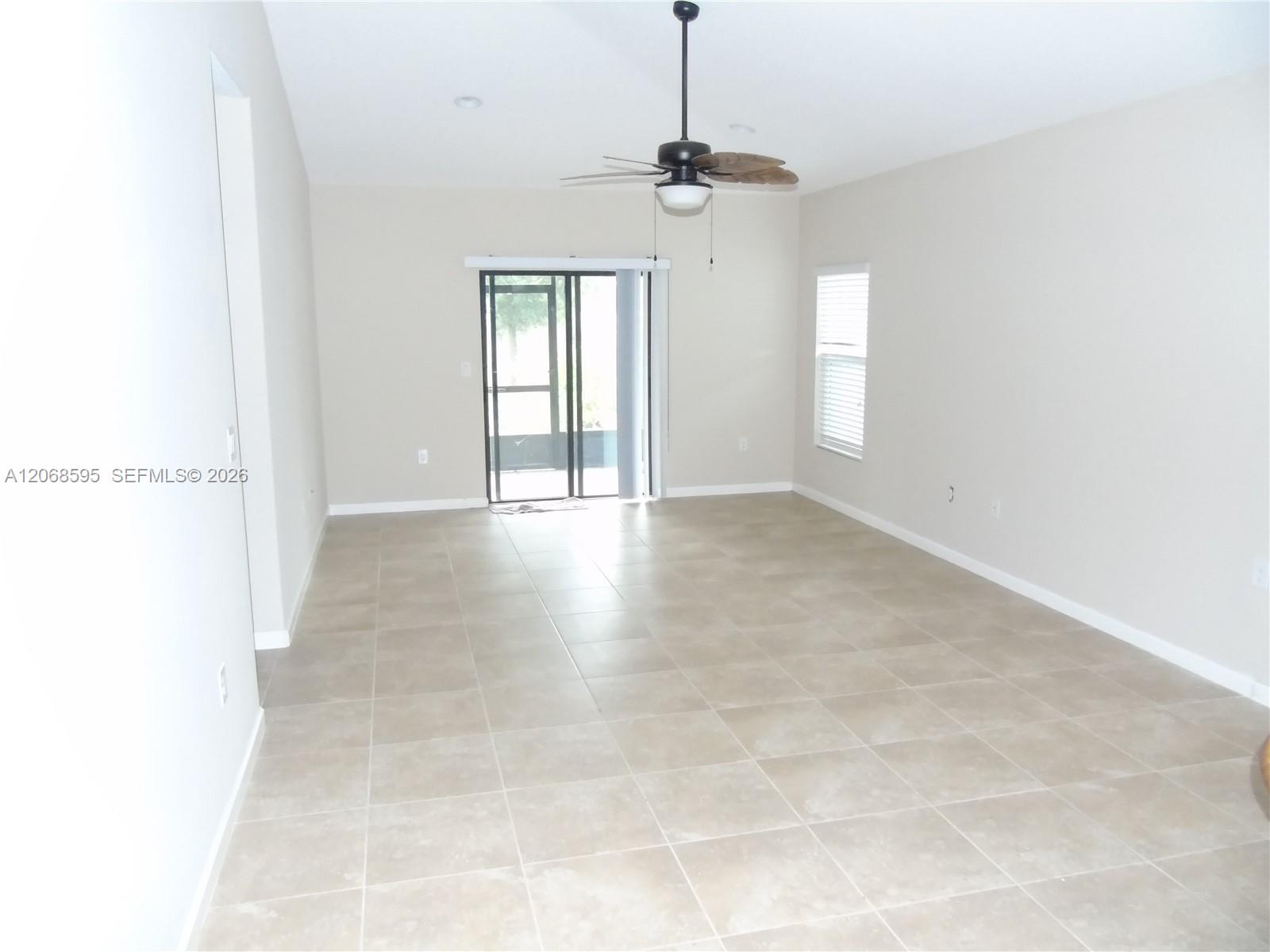 A12068595 Property Photo 6