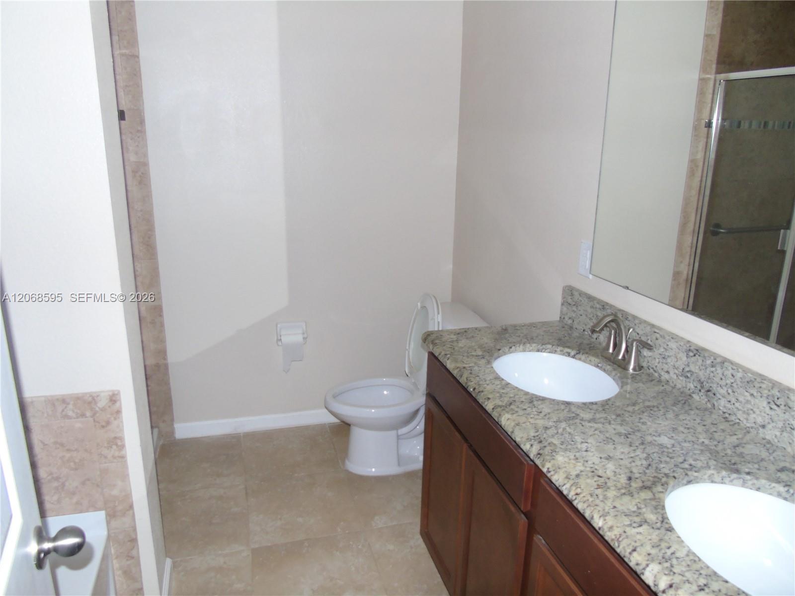 A12068595 Property Photo 11