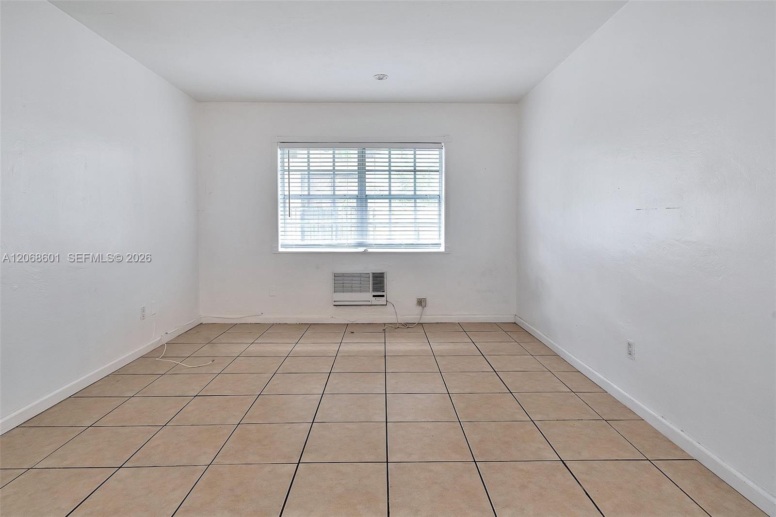 318 Majorca Avenue 304 Property Photo 7