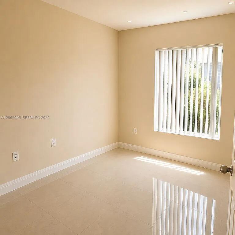 4638 Sw 134th Avenue Property Photo 8