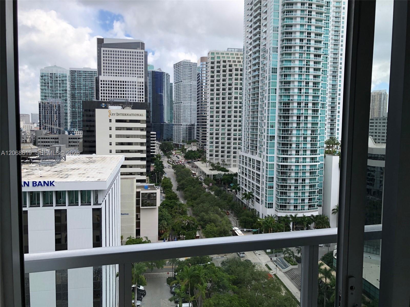 1060 Brickell Avenue 1501 Property Photo 2
