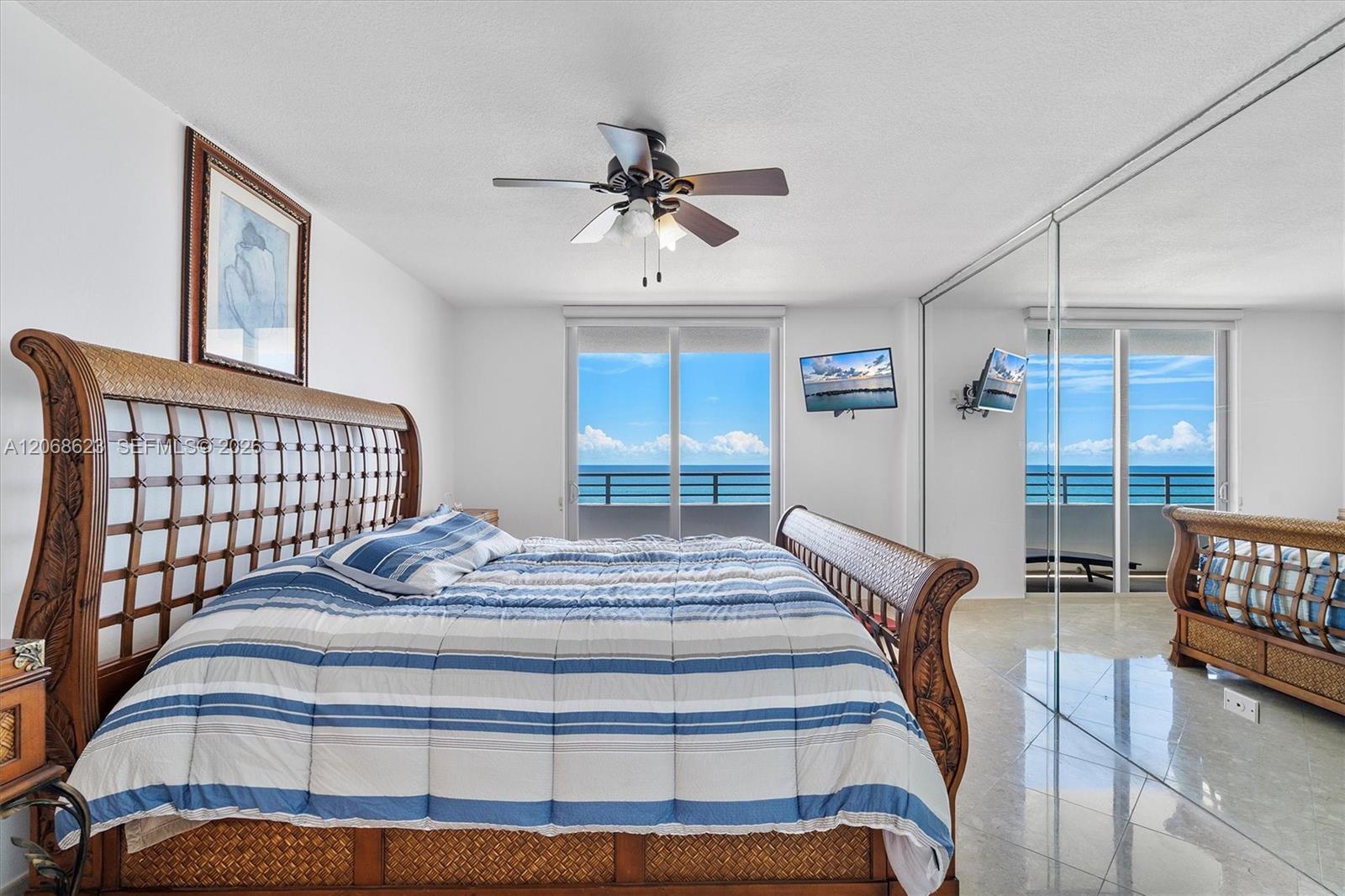 5555 Collins Avenue 10k Property Photo 10