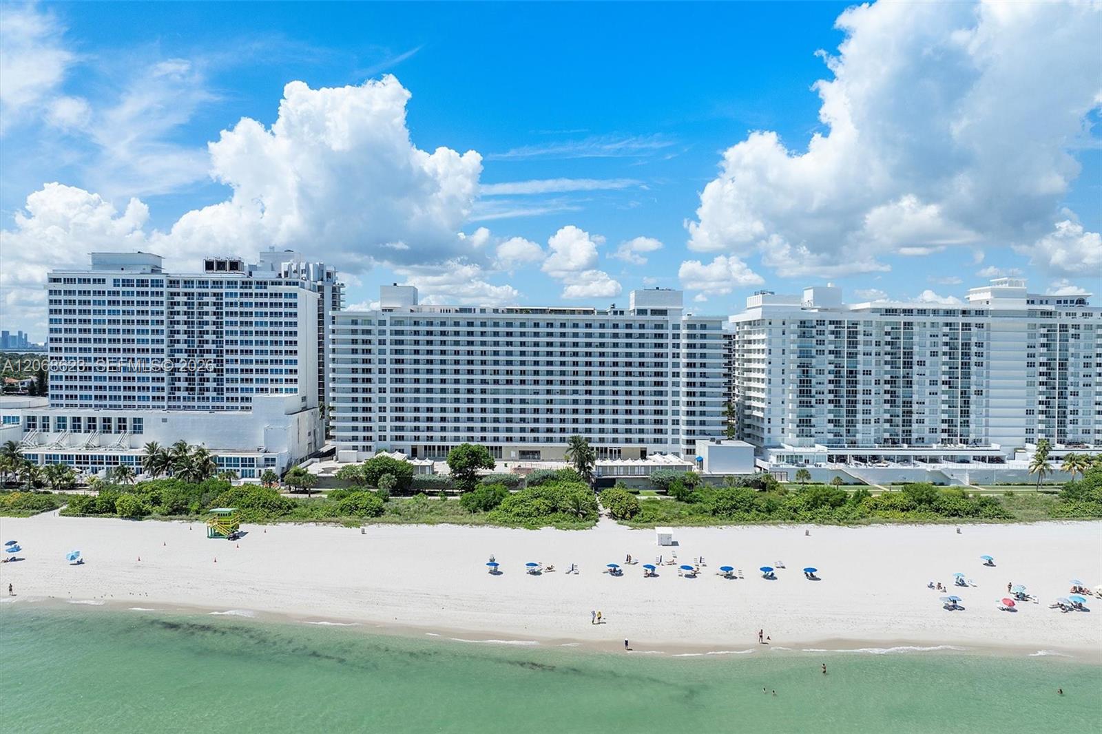 5555 Collins Avenue 10k Property Photo 15