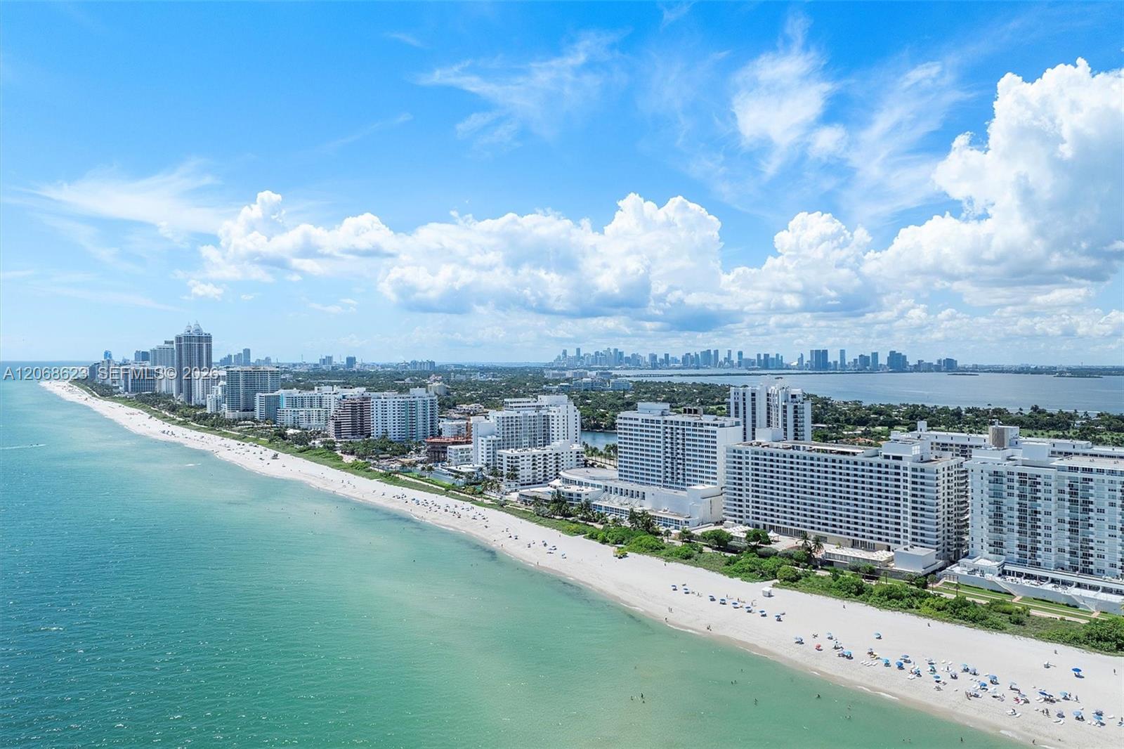 5555 Collins Avenue 10k Property Photo 16