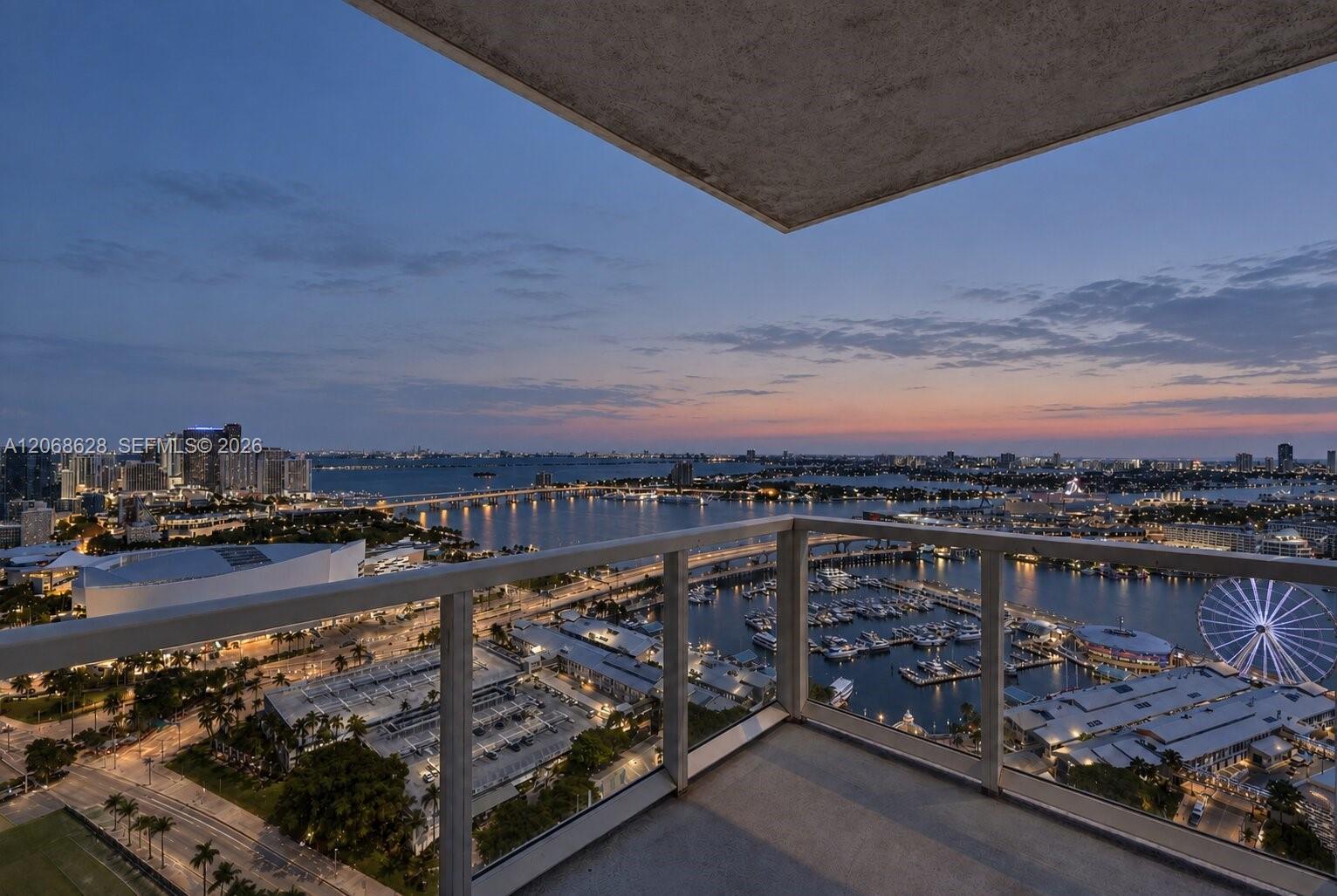 244 Biscayne Boulevard 3702 Property Photo 1