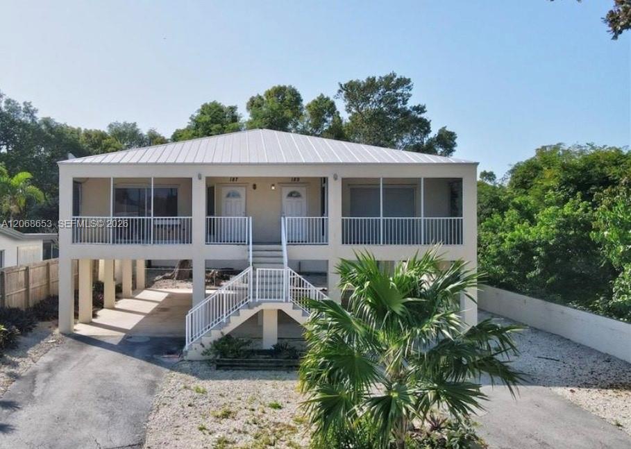 189 Casa Court Drive Property Photo 1