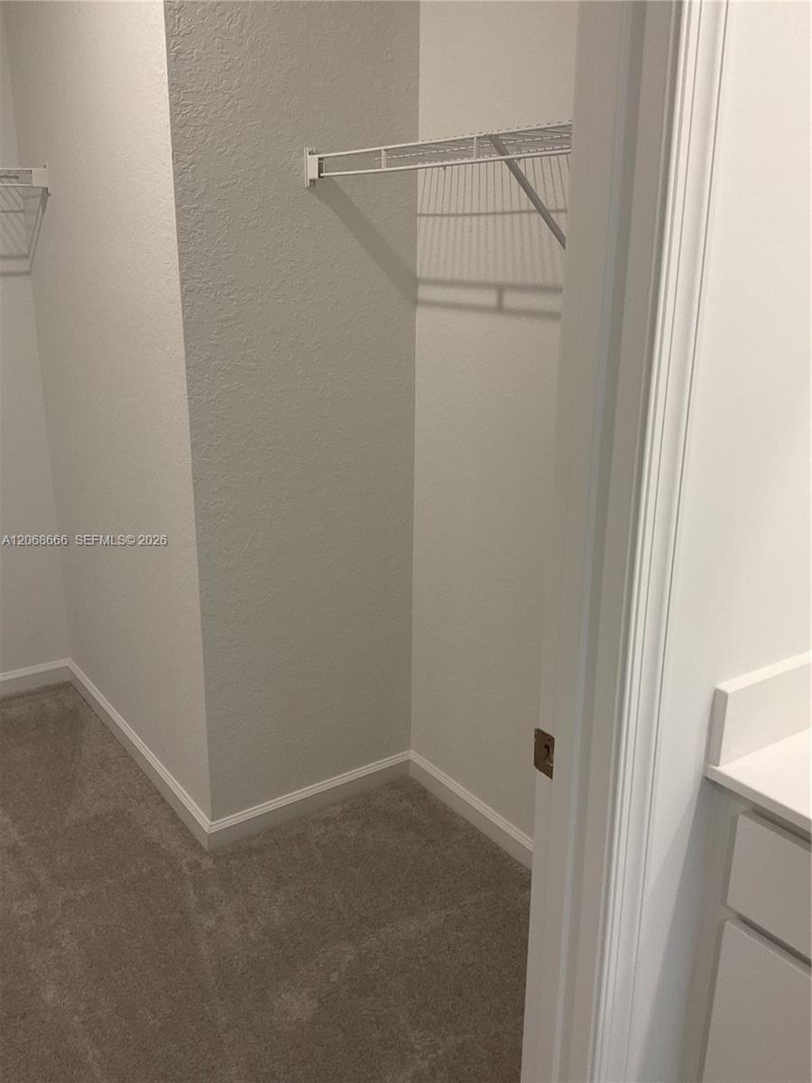 5924 Nw Fairfox Way Property Photo 21