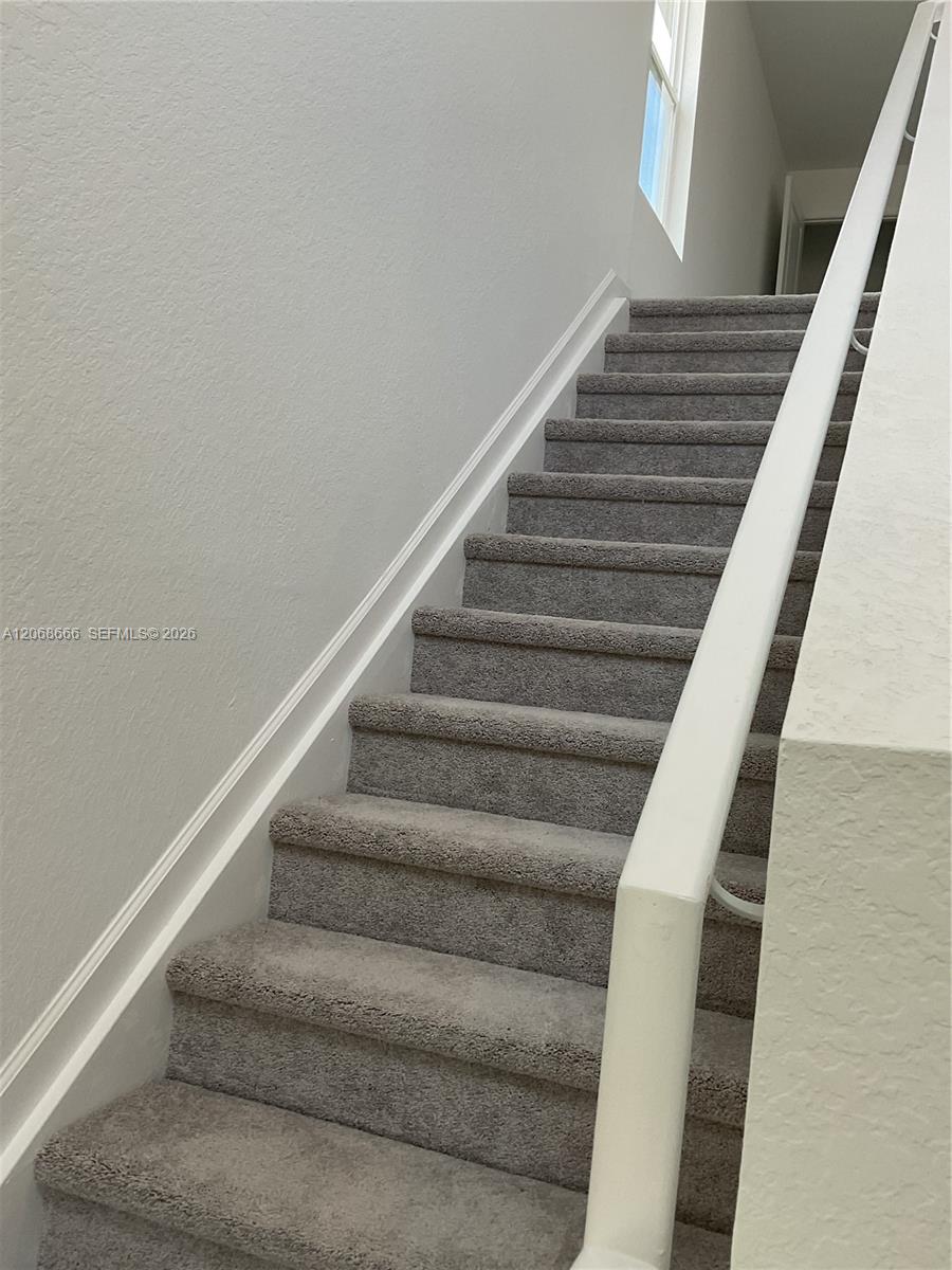 5924 Nw Fairfox Way Property Photo 25