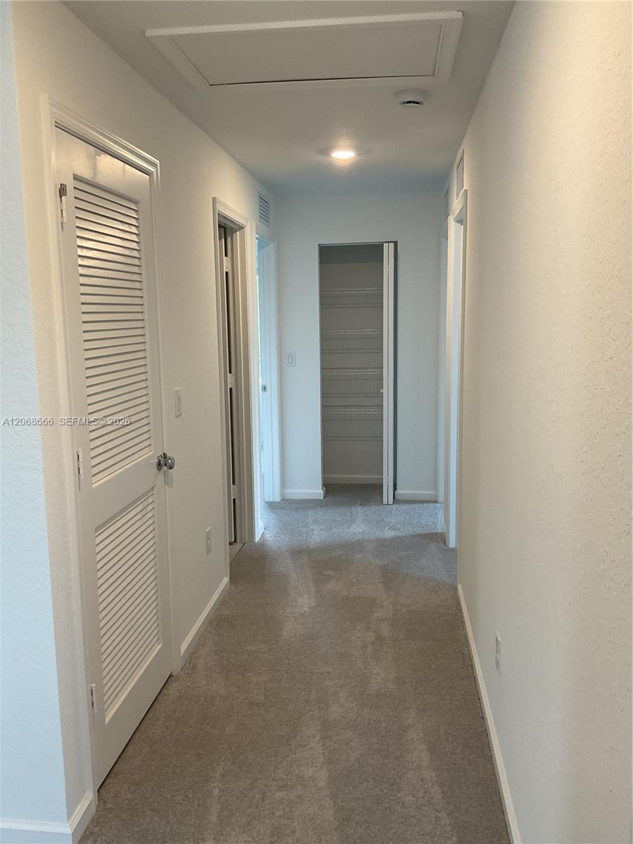 5924 Nw Fairfox Way Property Photo 27