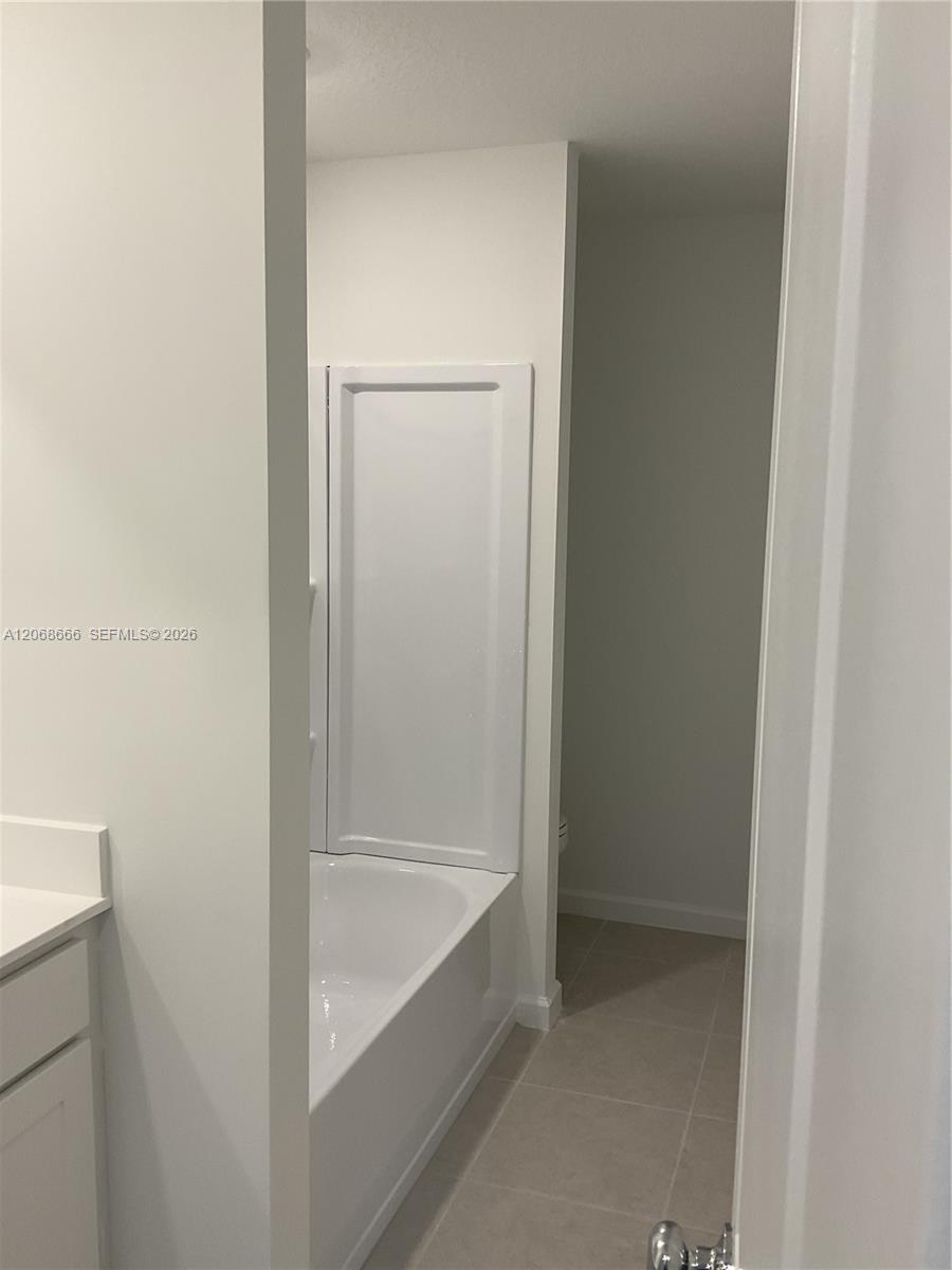 5924 Nw Fairfox Way Property Photo 30
