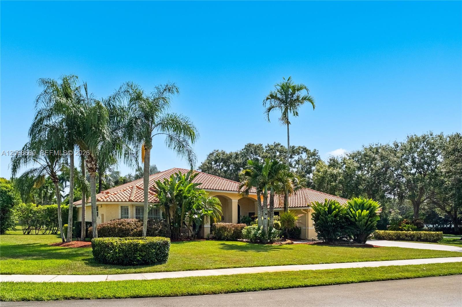 10660 Sw 44th Court Property Photo 1