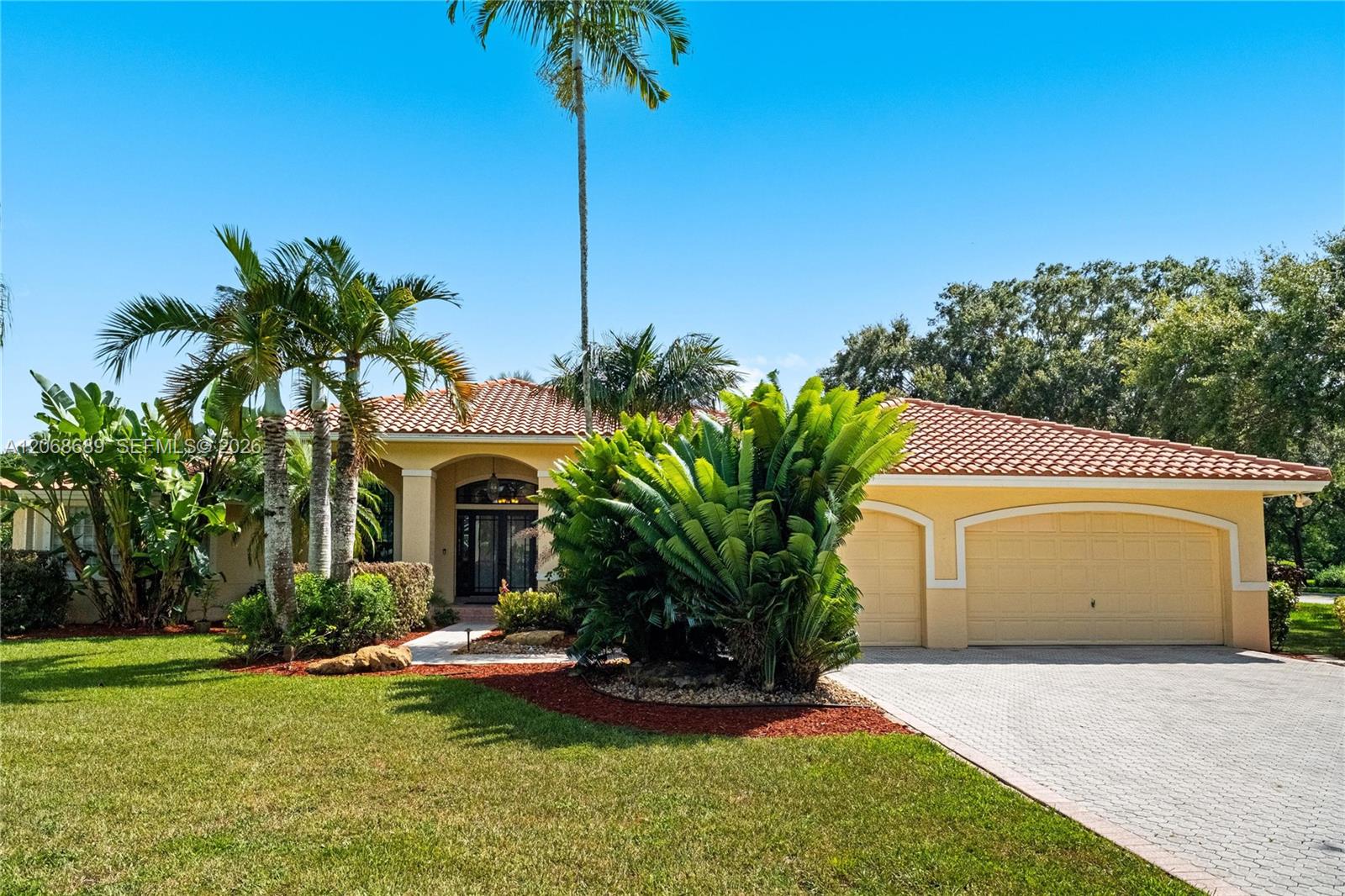 10660 Sw 44th Court Property Photo 4