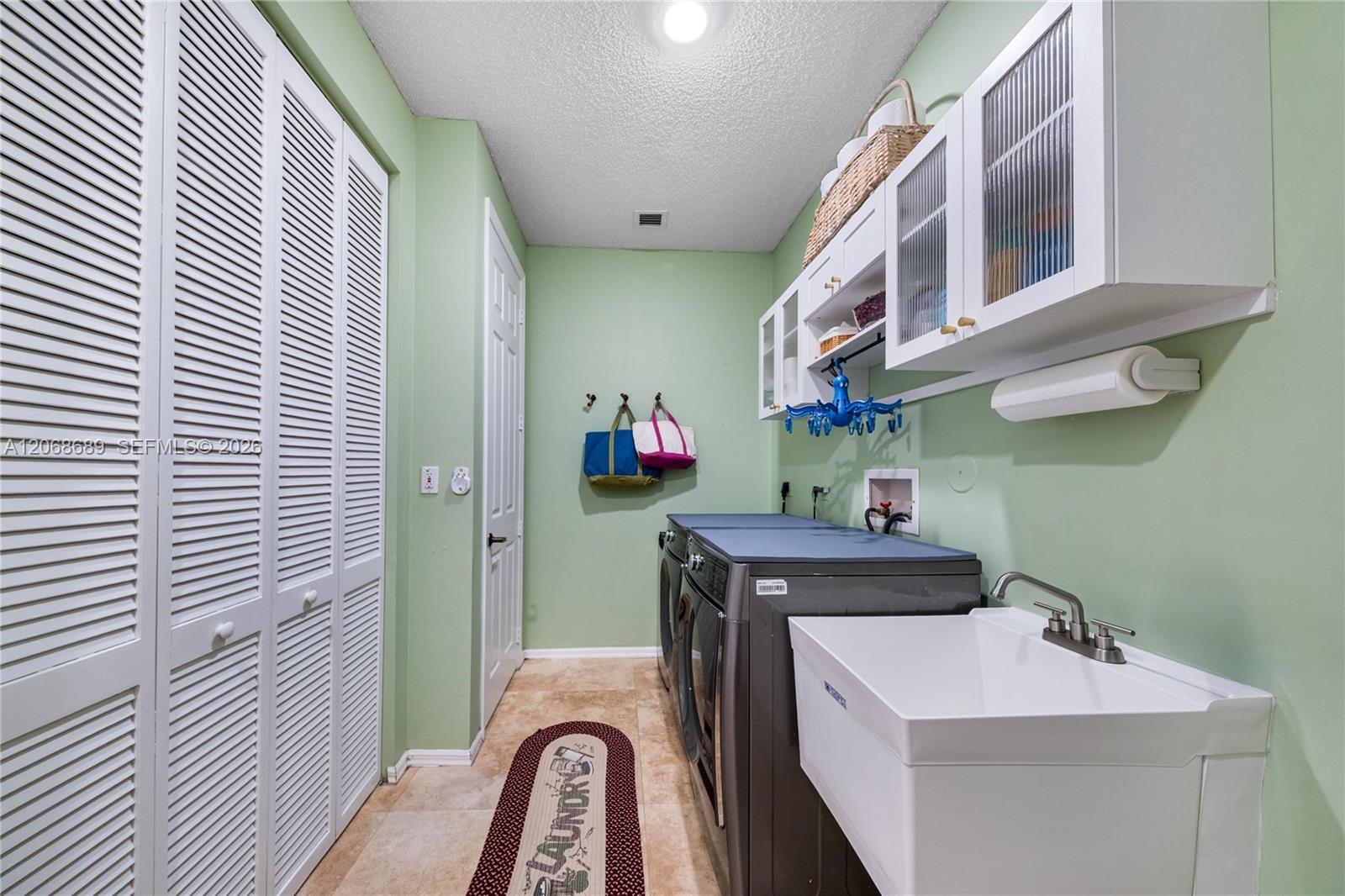 10660 Sw 44th Court Property Photo 31