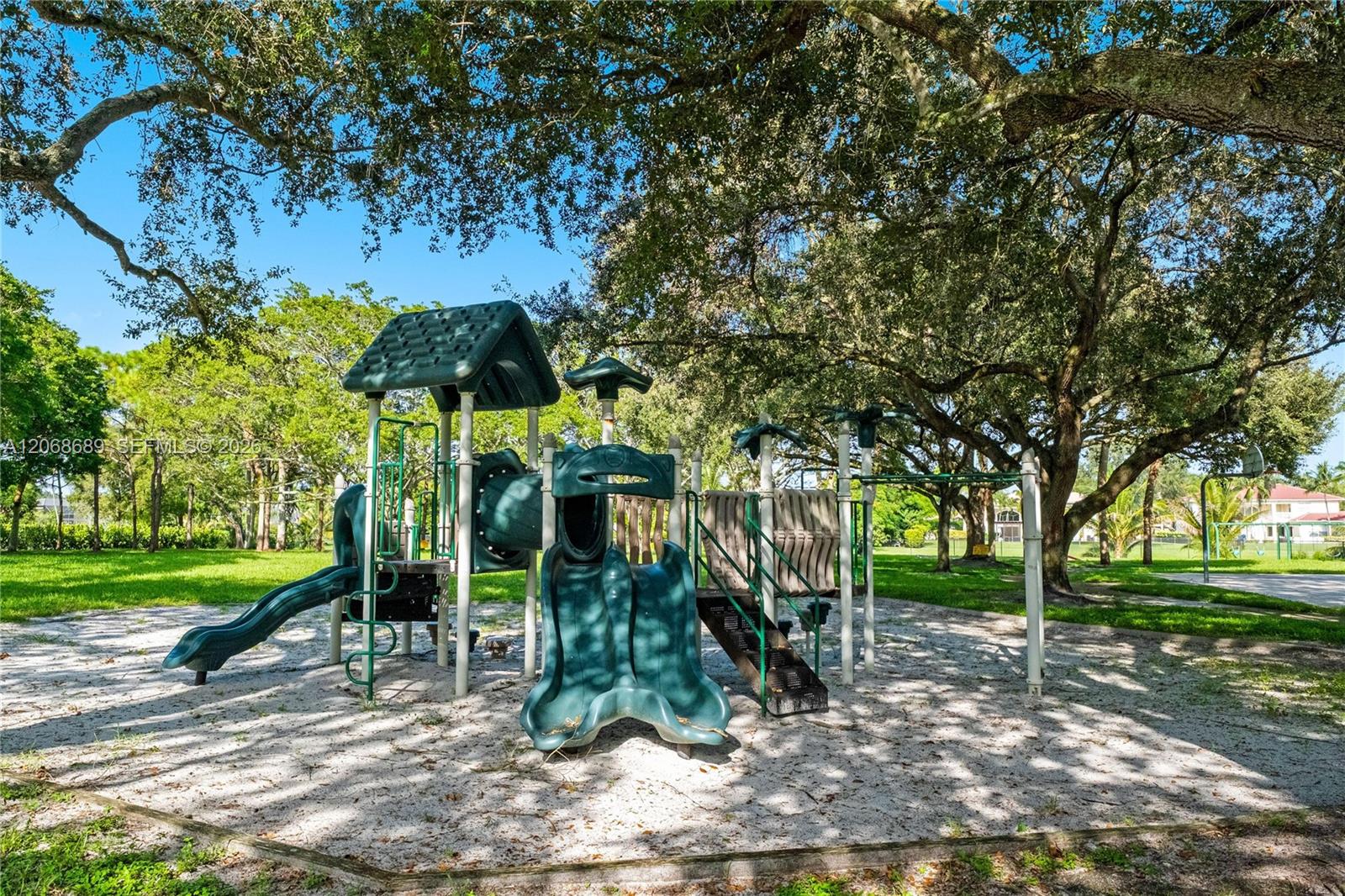 10660 Sw 44th Court Property Photo 40