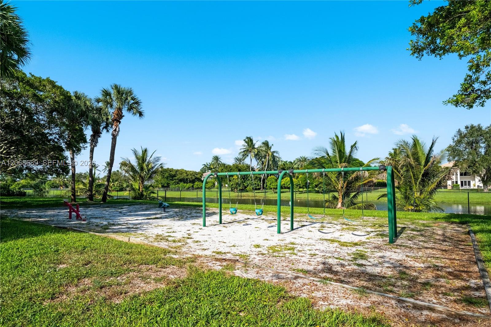 10660 Sw 44th Court Property Photo 42