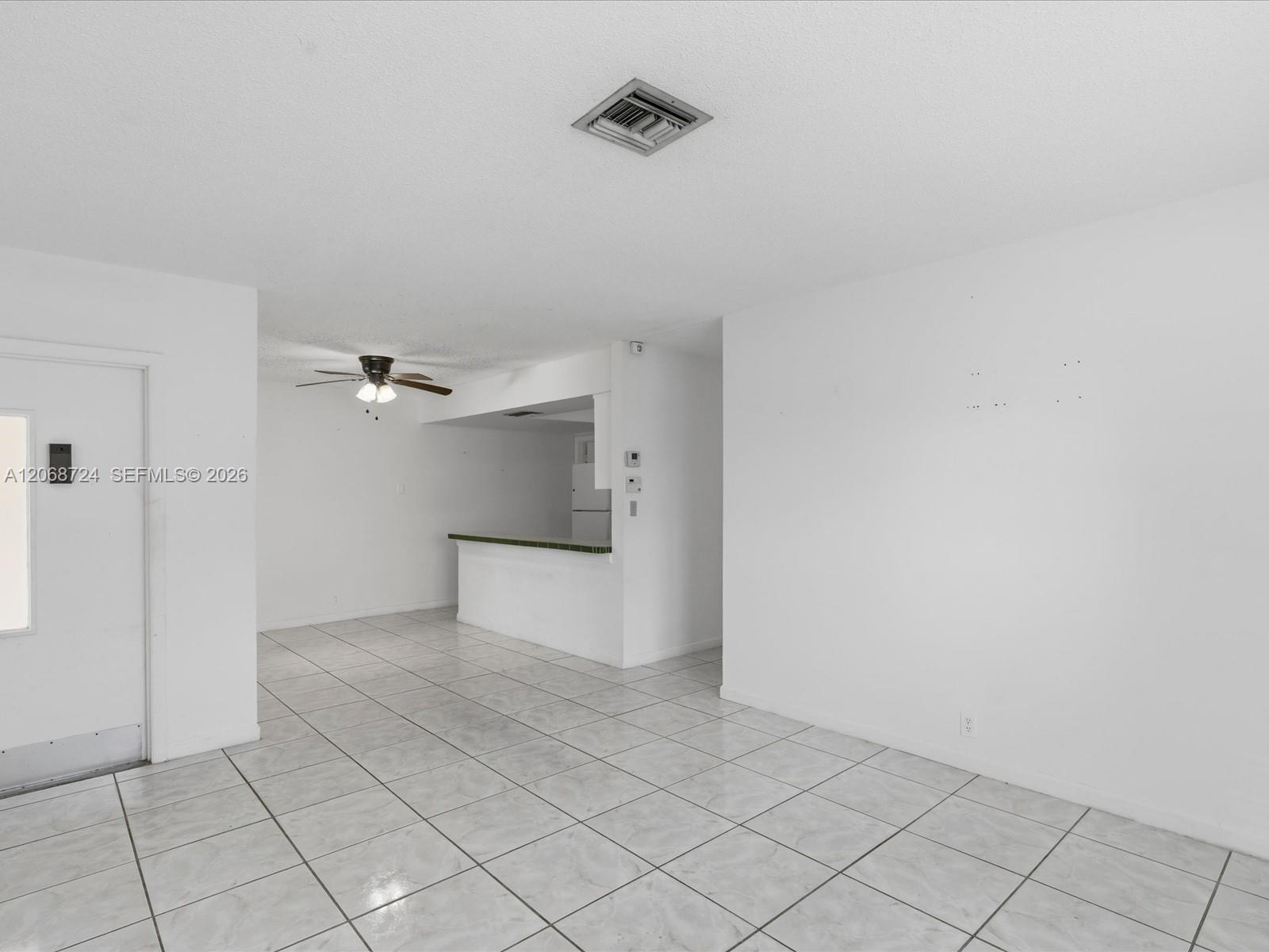 4815 Sw 65th Way Property Photo 3