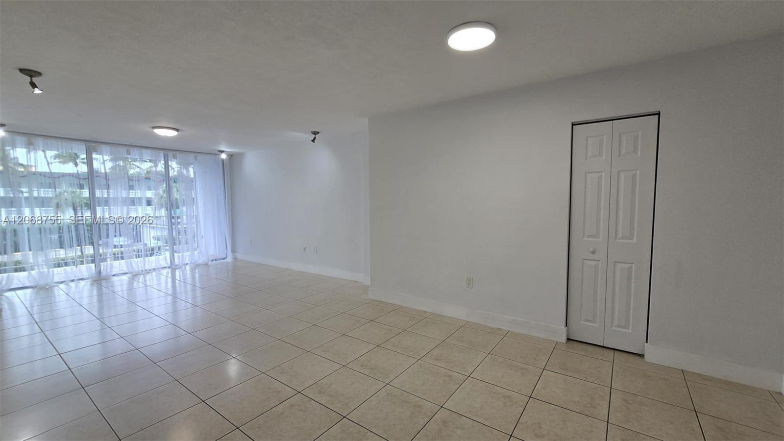 1865 79th St Causeway 2j Property Photo 24