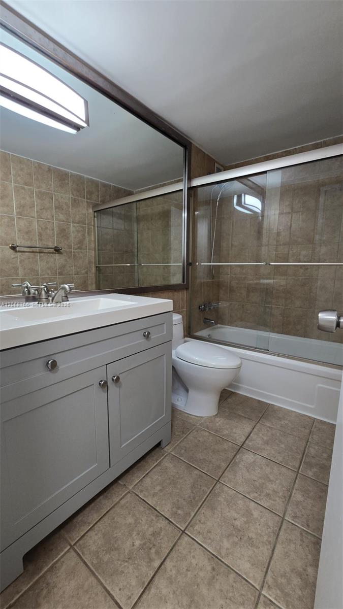 1865 79th St Causeway 2j Property Photo 31