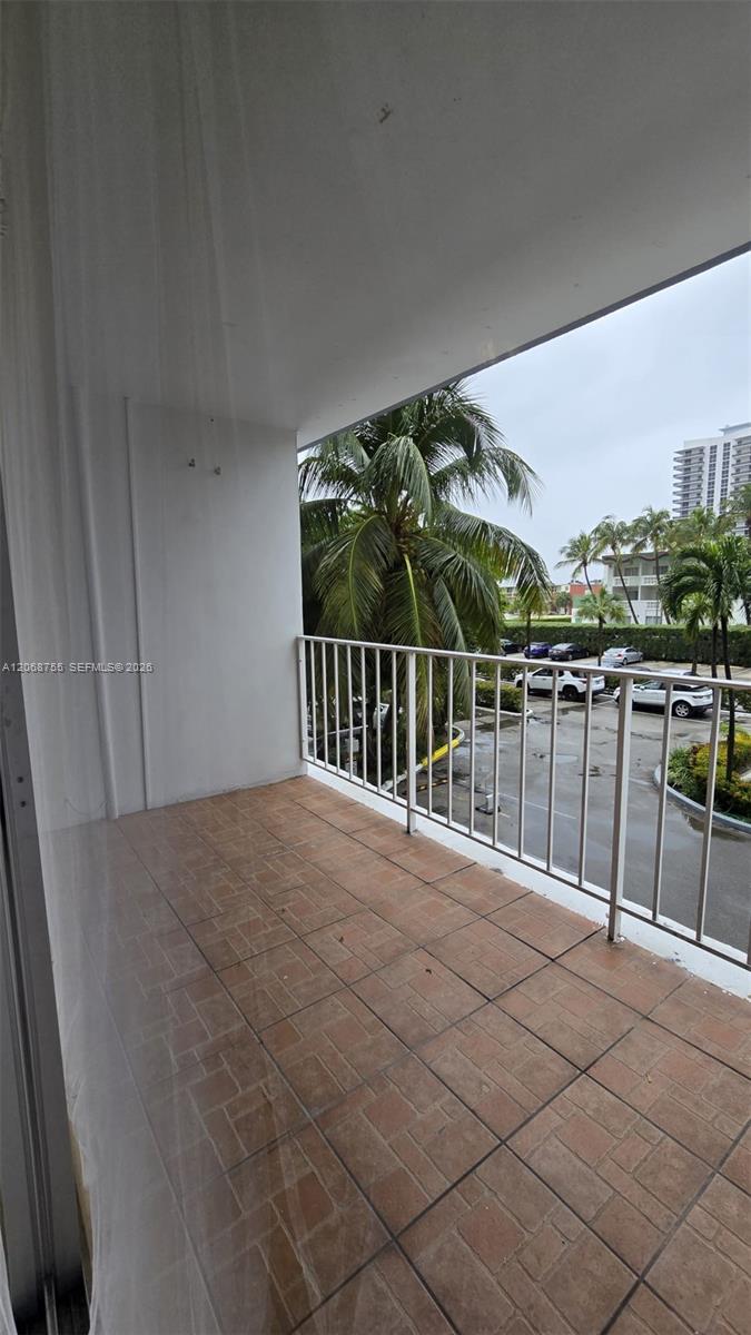 1865 79th St Causeway 2j Property Photo 42