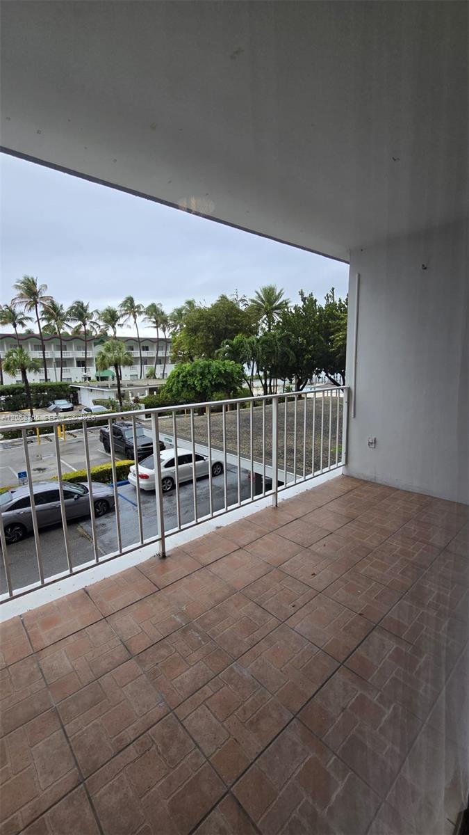 1865 79th St Causeway 2j Property Photo 43