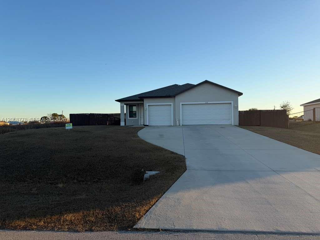 9026 W Mac Court Property Photo 1