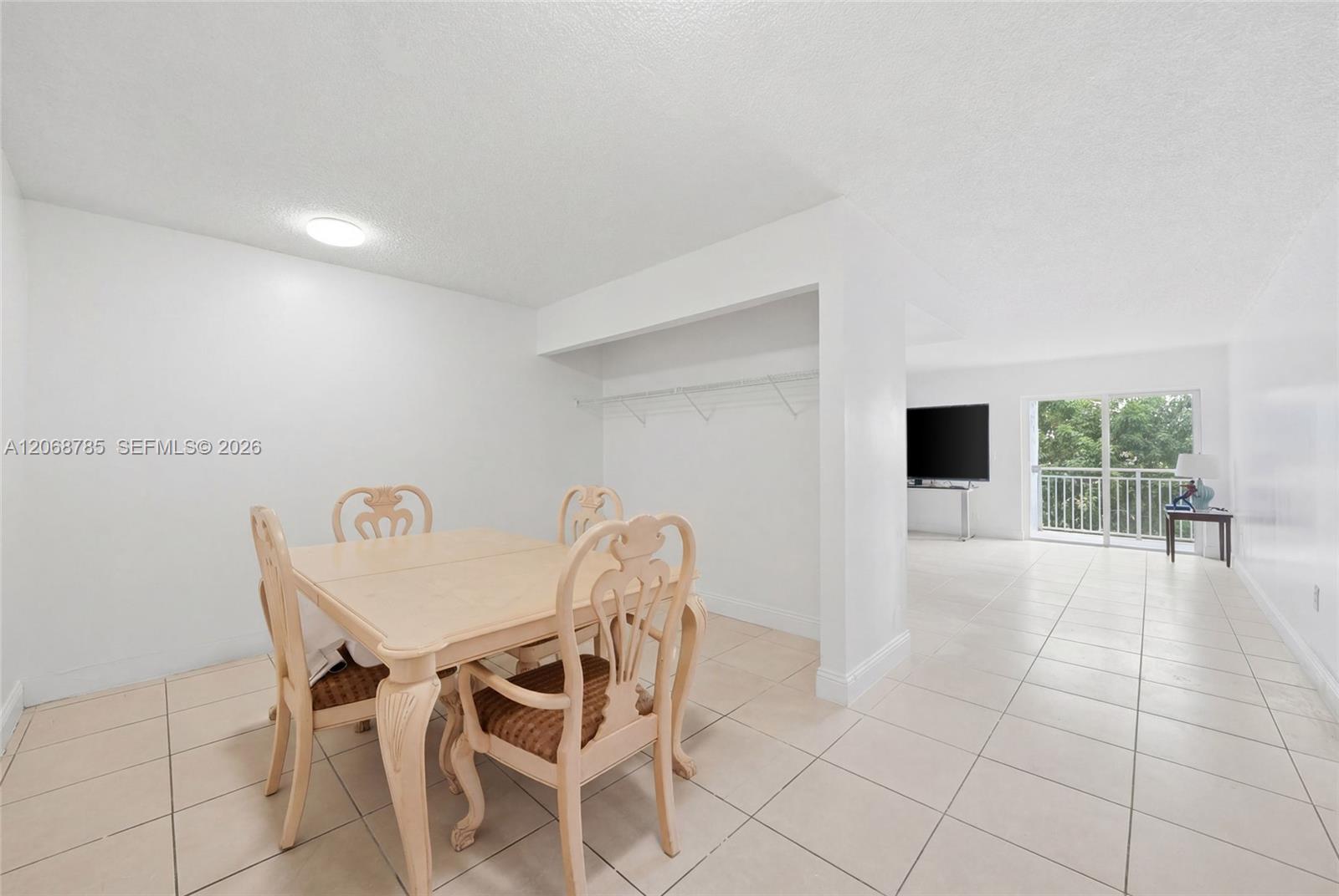 9375 Fontainebleau Boulevard L301 Property Photo 6