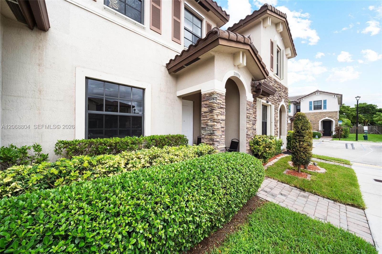 15053 Sw 115th Terrace . Property Photo 3
