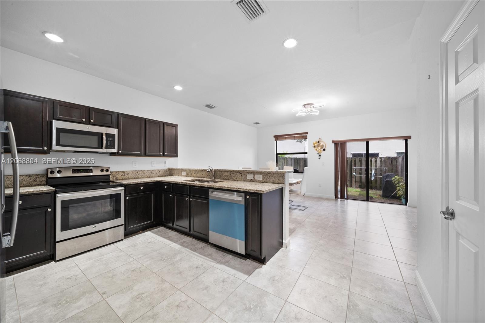 15053 Sw 115th Terrace . Property Photo 10