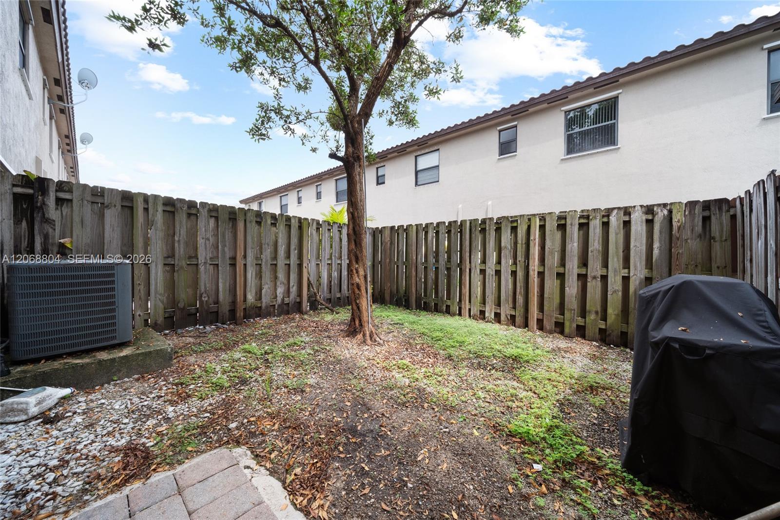 15053 Sw 115th Terrace . Property Photo 26