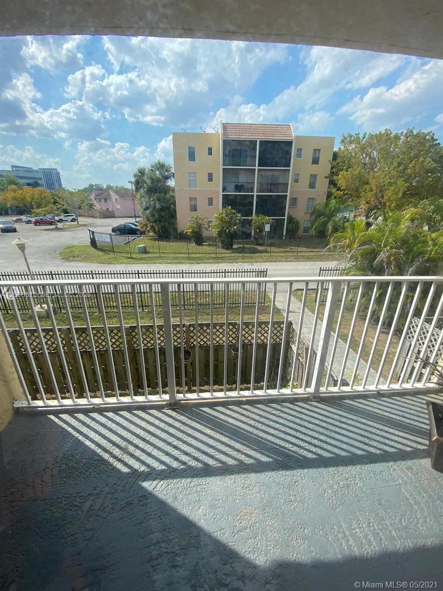 5241 Geneva Way 203 Property Photo 1