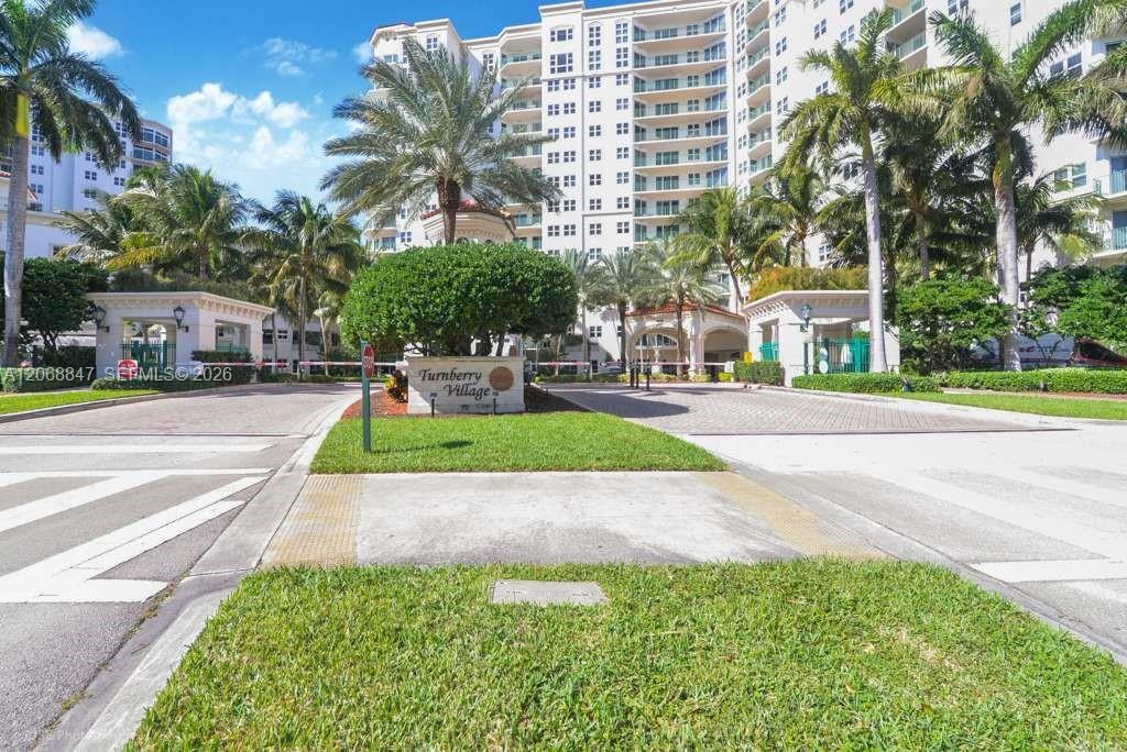 A12068847 Property Photo 17