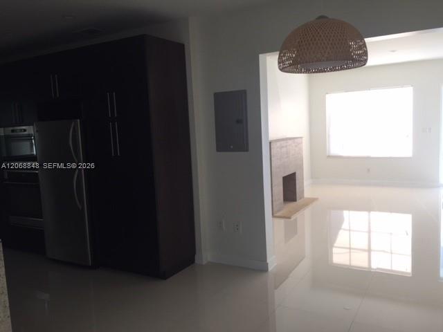 7820 Carlyle Avenue Property Photo 4