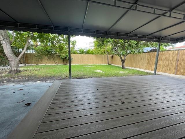 7820 Carlyle Avenue Property Photo 16