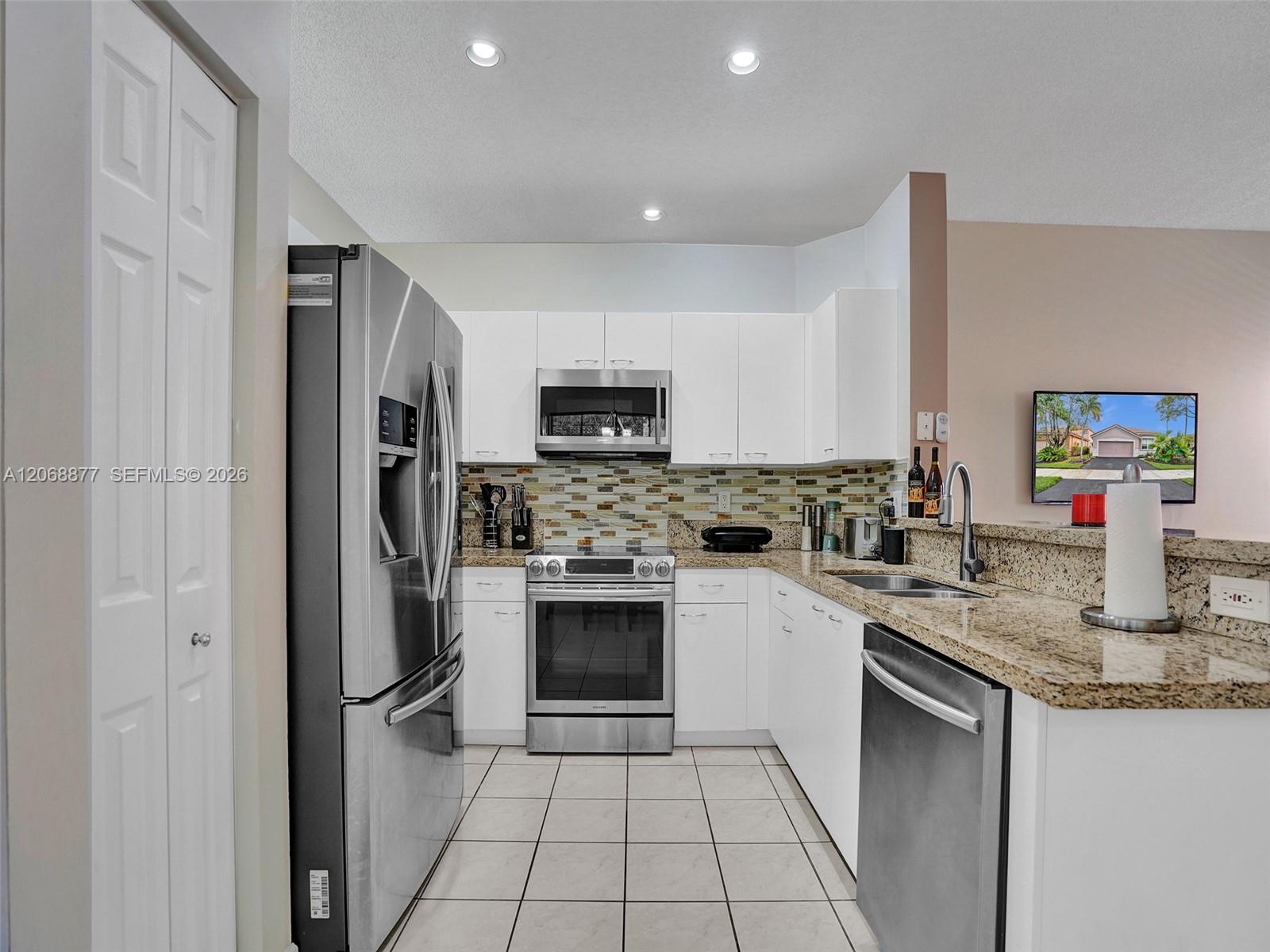 938 Bluewood Terrace Property Photo 30