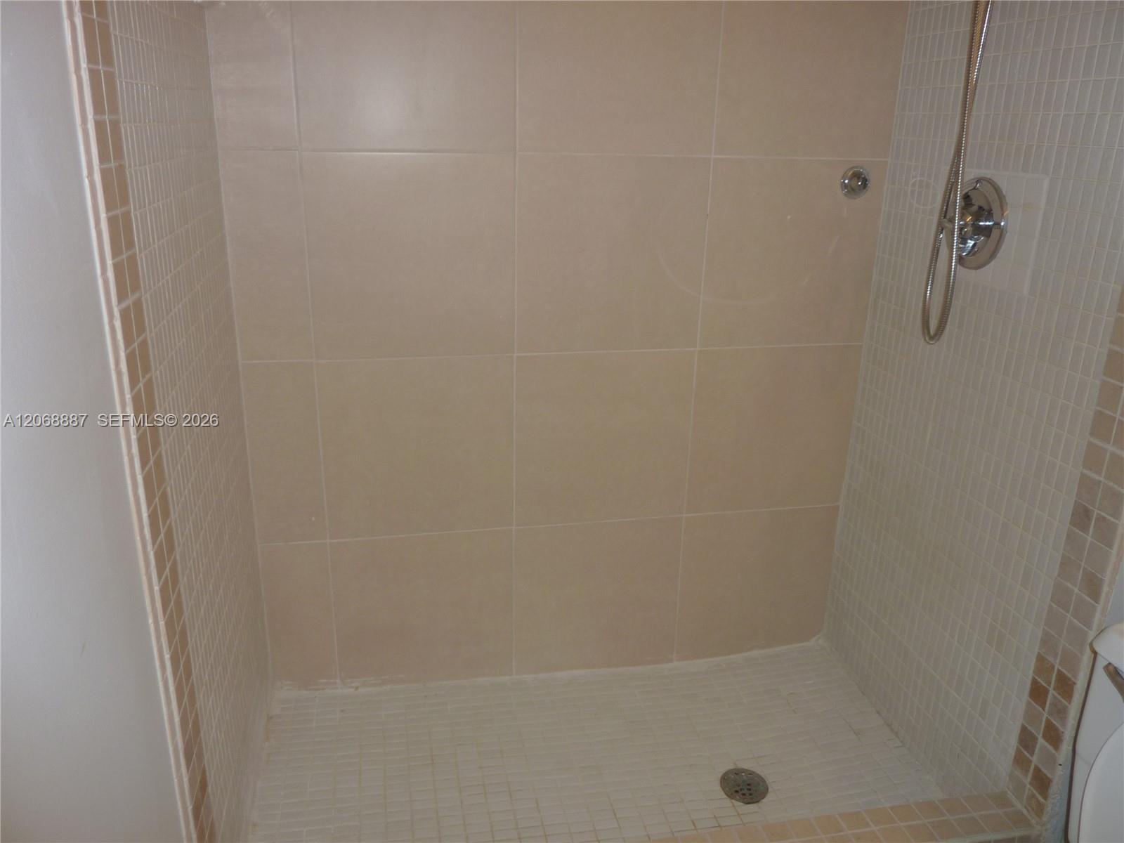 180 Cypress Club Drive 811 Property Photo 17