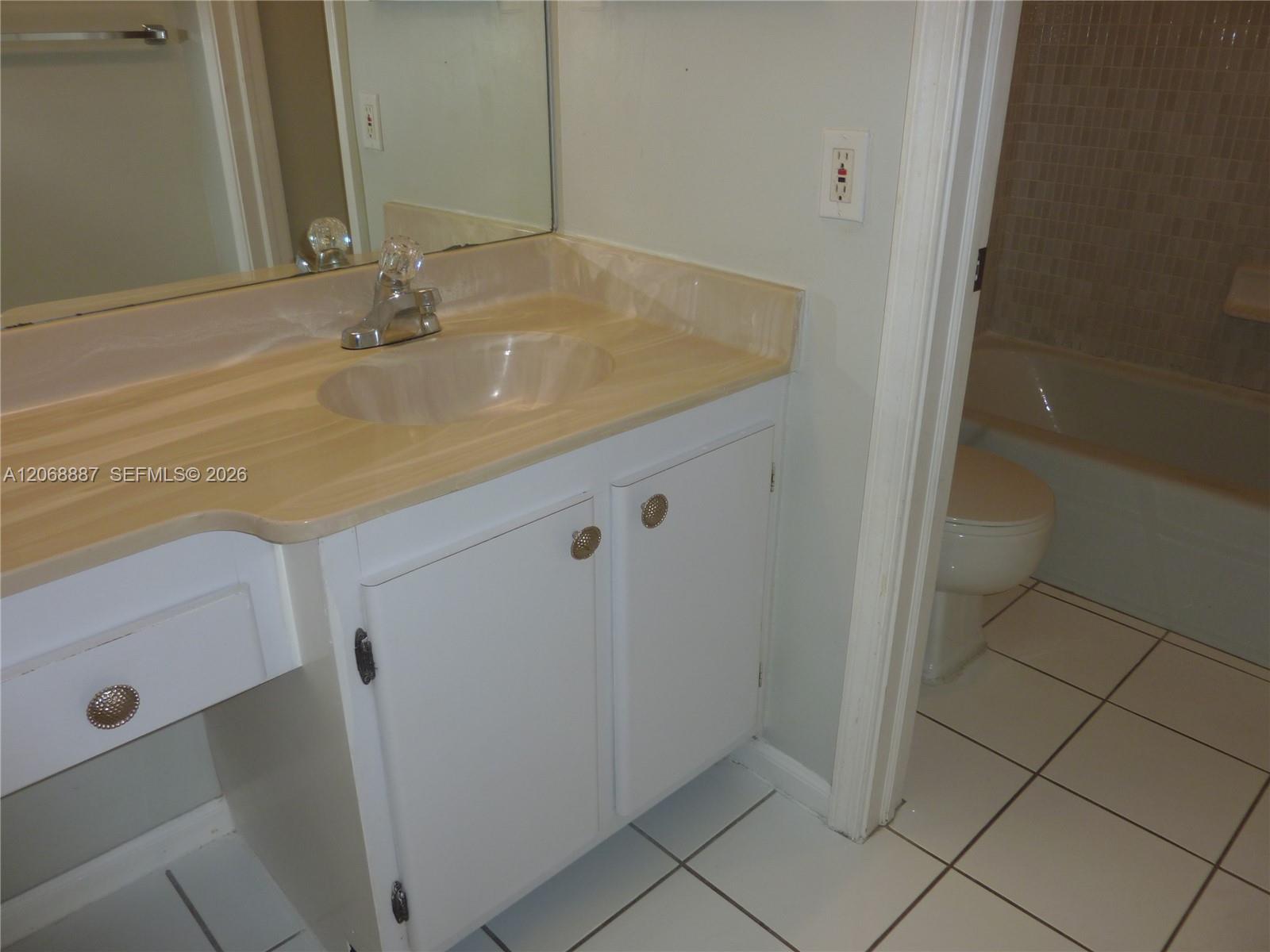 180 Cypress Club Drive 811 Property Photo 22